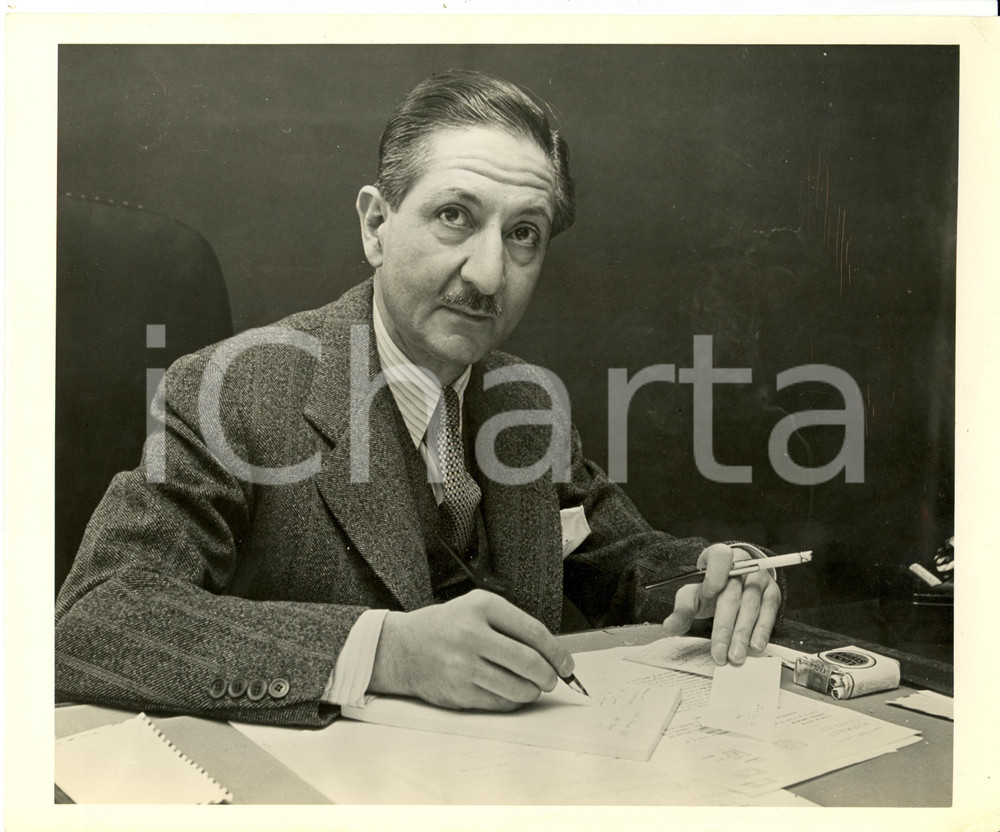 Fotografia d epoca originale 1951 NEW YORK USA Nasrollah ENTEZAM President General Assembly ONU LUCKY STRIKE 1