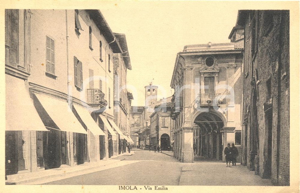 Cartolina originale da collezione 1930 ca IMOLA BO Veduta di via Emilia e CAMPANILE Cartolina animata FP VG 1