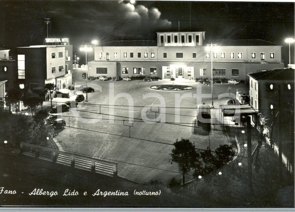 Cartolina originale da collezione 1960 FANO PU Veduta Albergo Lido e ArgentinaCartolina animata da auto FG VG 1
