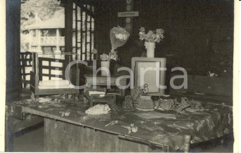 Fotografia d epoca originale 1960 CAMBOGIA Oggetti prodotti da alunni di scuolaatelier Fotografia 1