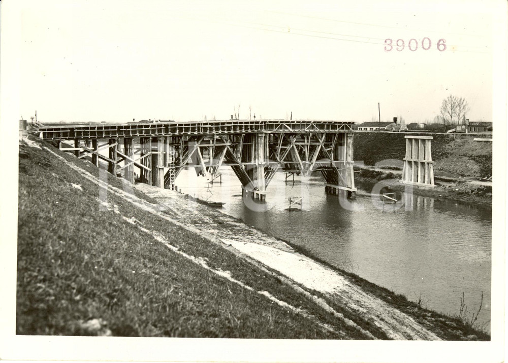 Fotografia d epoca originale 1939 ANGUILLARA VENETA PD BORGOFORTE  PONTE STURARO su fiume GORZONE Foto 1