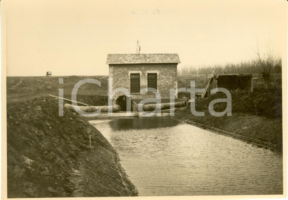 Fotografia d epoca originale 1929 ANGUILLARA VENETA PD Frazione BORGOFORTE Tubazioni impianto idrovoro Foto 1