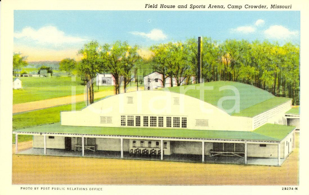 Cartolina originale da collezione 1950 ca MISSOURI USA CAMP CROWDER Field House and Sports Arena Postcard FP NV 1