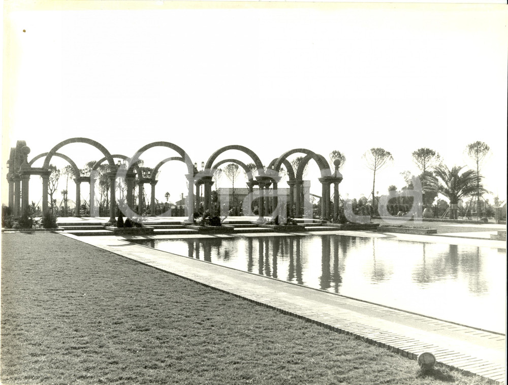 Fotografia d epoca originale 1970 ca MARINA VELCA VT TARQUINIA Golf COUNTRY CLUB  Struttura piscina Foto 1