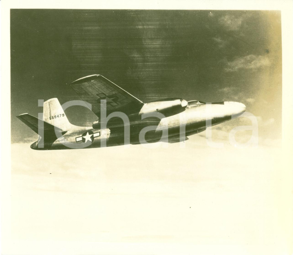 Fotografia d epoca originale 1955 ca U.S.A.F. North American XB45 TORNADO 559479 in volo Fotografia 1