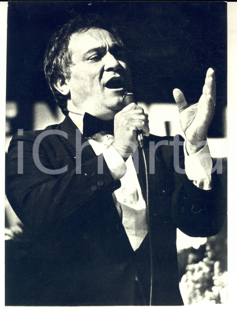 Fotografia d epoca originale 1970 ca MUSICA Ritratto di Nunzio GALLO in concerto Foto 16x24 cm 1