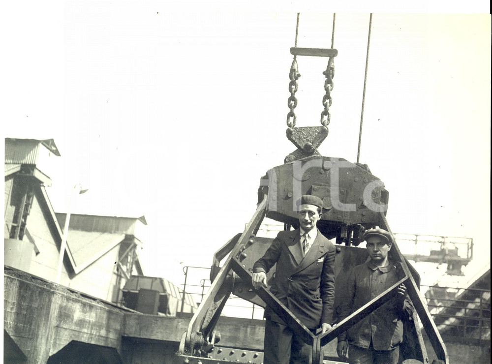 Fotografia d epoca originale 1960 ca CINEMA FRANCE Attori su un set industriale Fotografia 29x23 cm 1