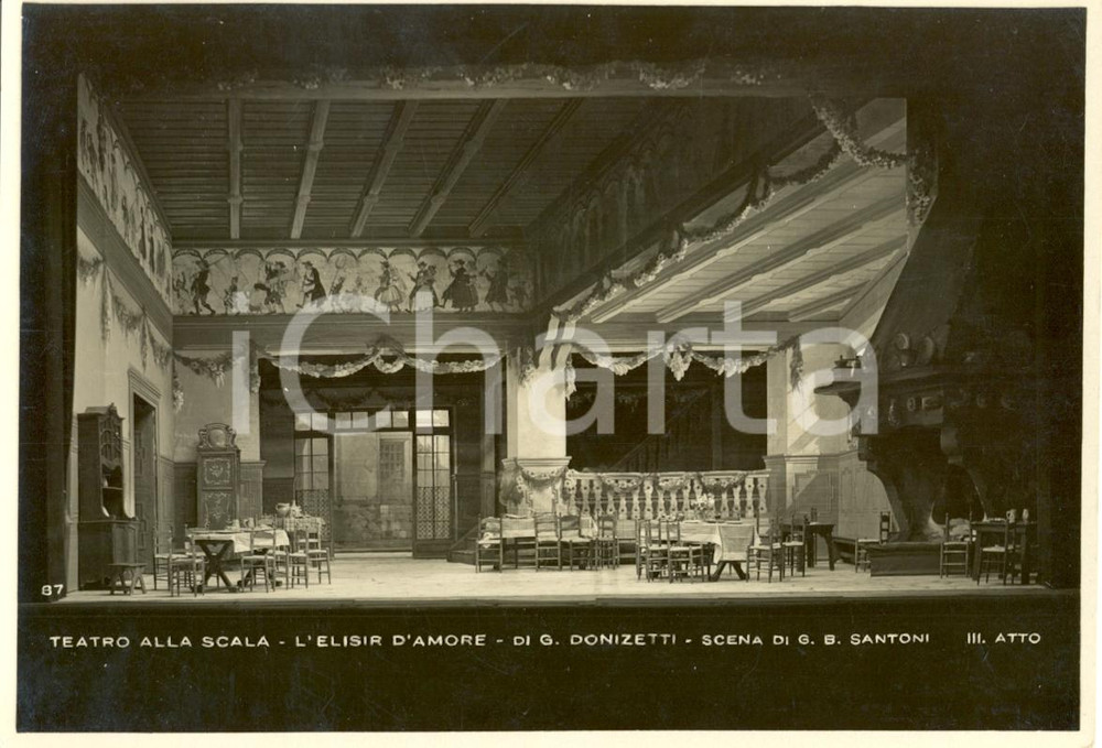Cartolina originale da collezione 1935 MILANO Teatro alla SCALA L Elisir d amore Scene Giovan B. SANTONI Foto 1