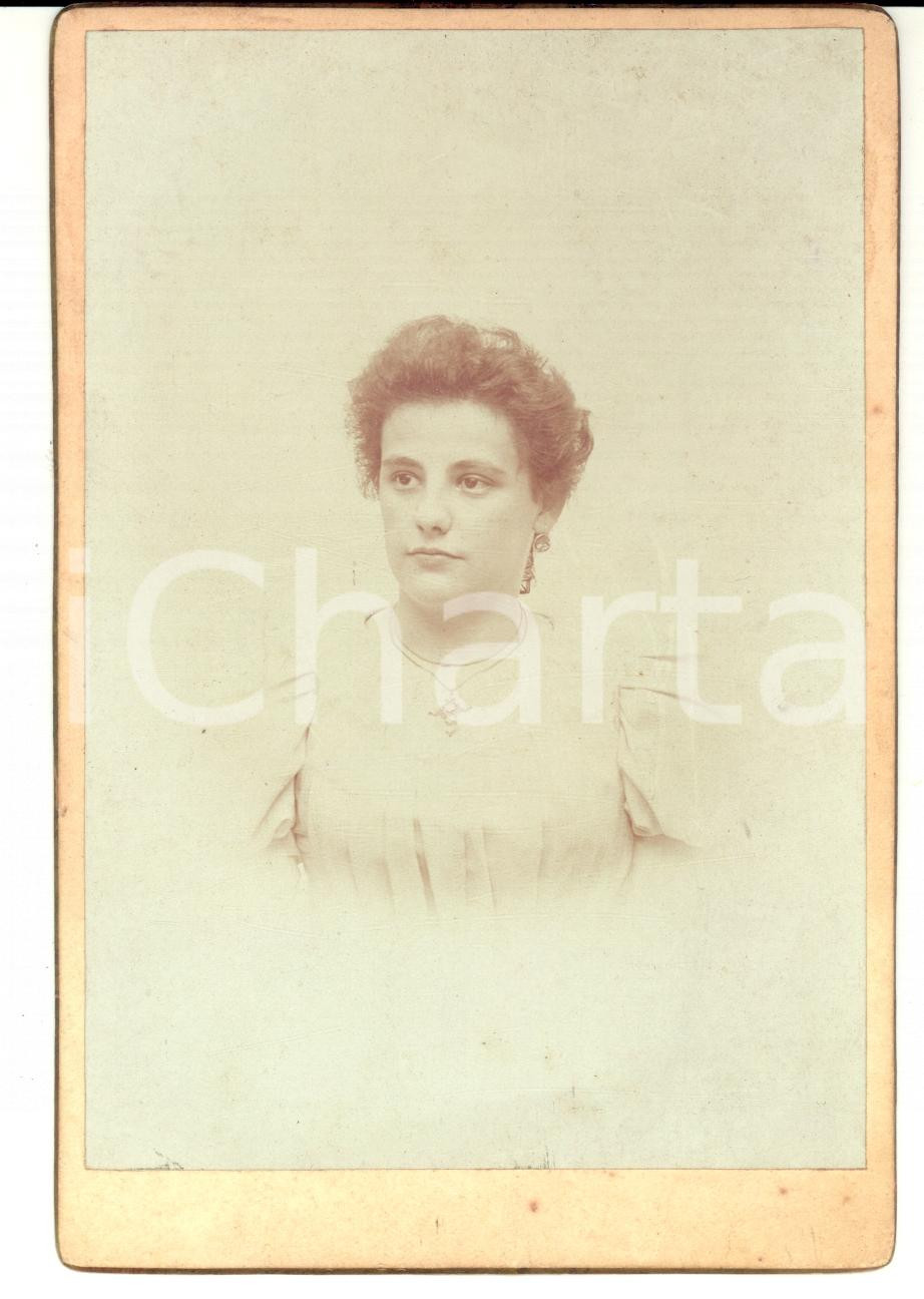 Fotografia d epoca originale 1910 ca GENOVA Ritratto di donna con monile Fotografia Riccardo TAROZZI 1