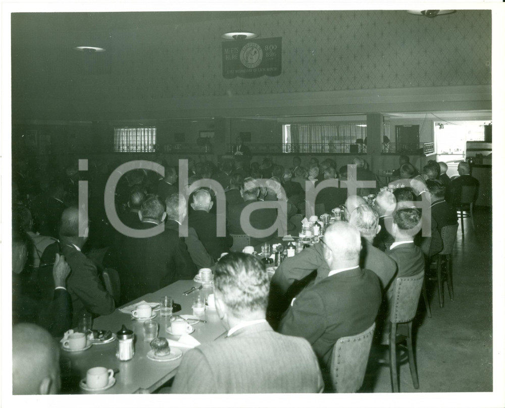 Fotografia d epoca originale 1965 PENSACOLA FLORIDA U.S. NAVY Ufficiali stranieri al GOPHER CLUB Fotografia 1