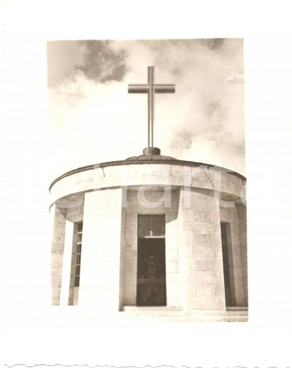 Fotografia d epoca originale 1936 MONTE GRAPPA Raduno 31 Regg. Artiglieria Ingresso OSSARIO CADUTI Sacrario 1