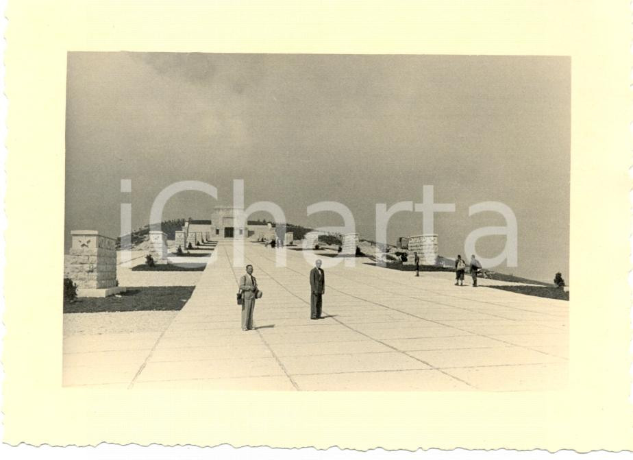 Fotografia d epoca originale 1936 MONTE GRAPPA Raduno 31 Regg. Artiglieria Sacrario Militare OSSARIO CADUTI 1
