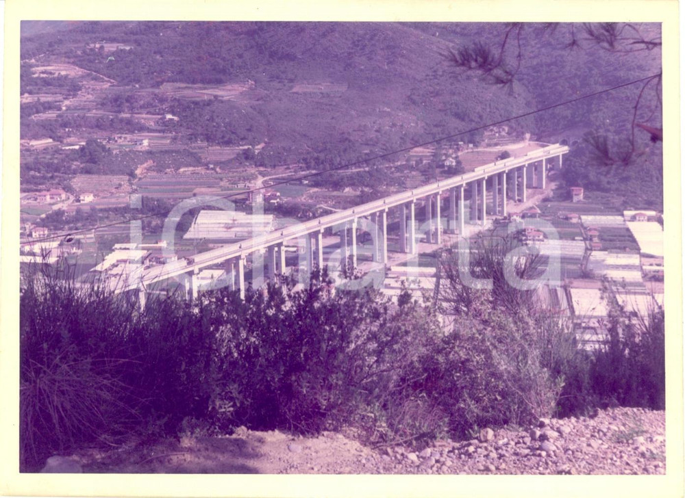 Fotografia d epoca originale 1968 BORDIGHERA IM Nuovo viadotto NERVIA AUTOSTRADA DEI FIORI Fotografia 1