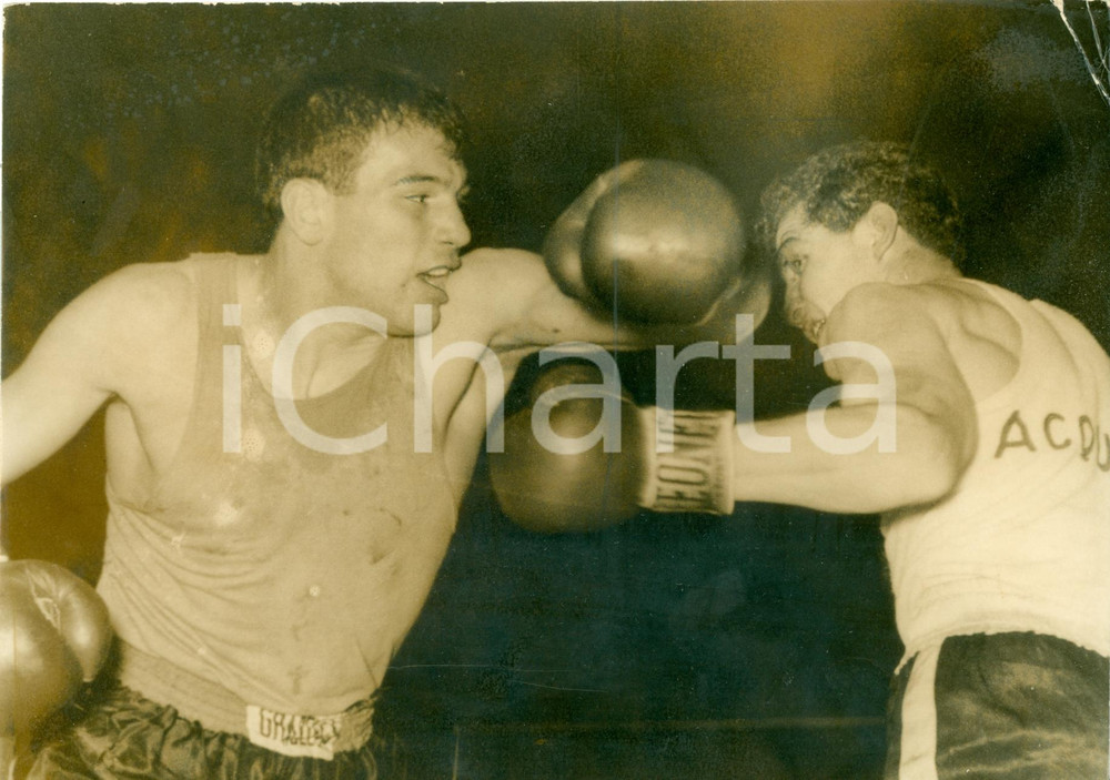 Fotografia d epoca originale 1964 NAPOLI Boxe Pugile Umberto URZI vs Domenico ORMA Fotografia DANNEGGIATA 1
