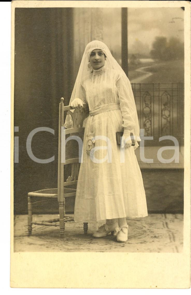 Fotografia d epoca originale 1919 FRANCE Marguerite CHARBONNIER nel giorno della Prima Comunione Foto FP 1