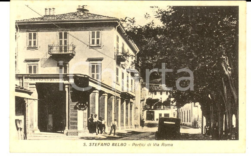 Cartolina originale da collezione 1942 SANTO STEFANO BELBO Portici di via ROMA Cartolina ANIMATA bambini FP NV 1