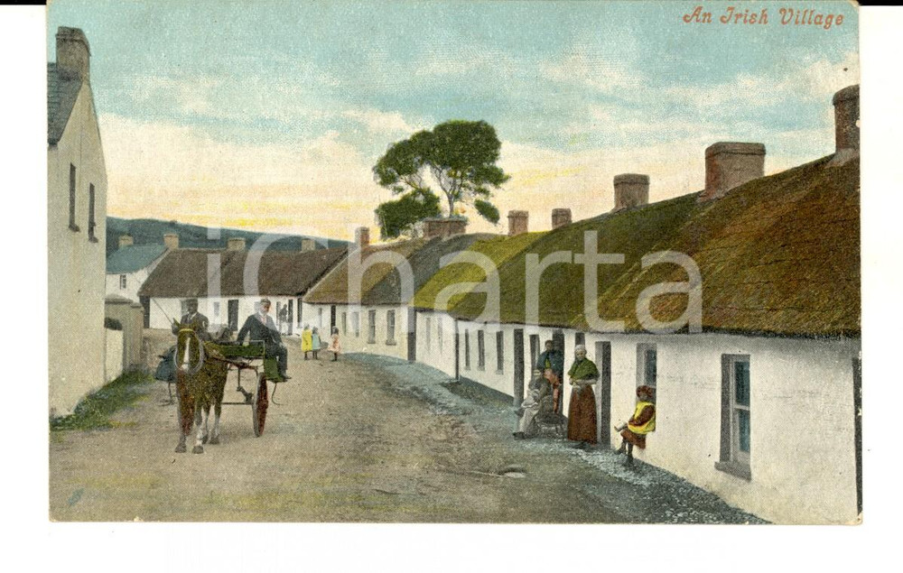 Cartolina originale da collezione 1910 ca IRELAND An Irish village VINTAGE postcard ANIMATED FP NV 1