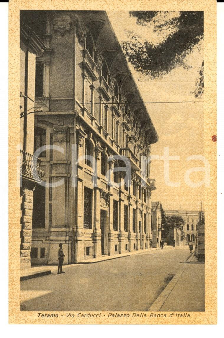 Cartolina originale da collezione 1930 ca TERAMO Palazzo della BANCA D ITALIA Cartolina animata FP NV 1