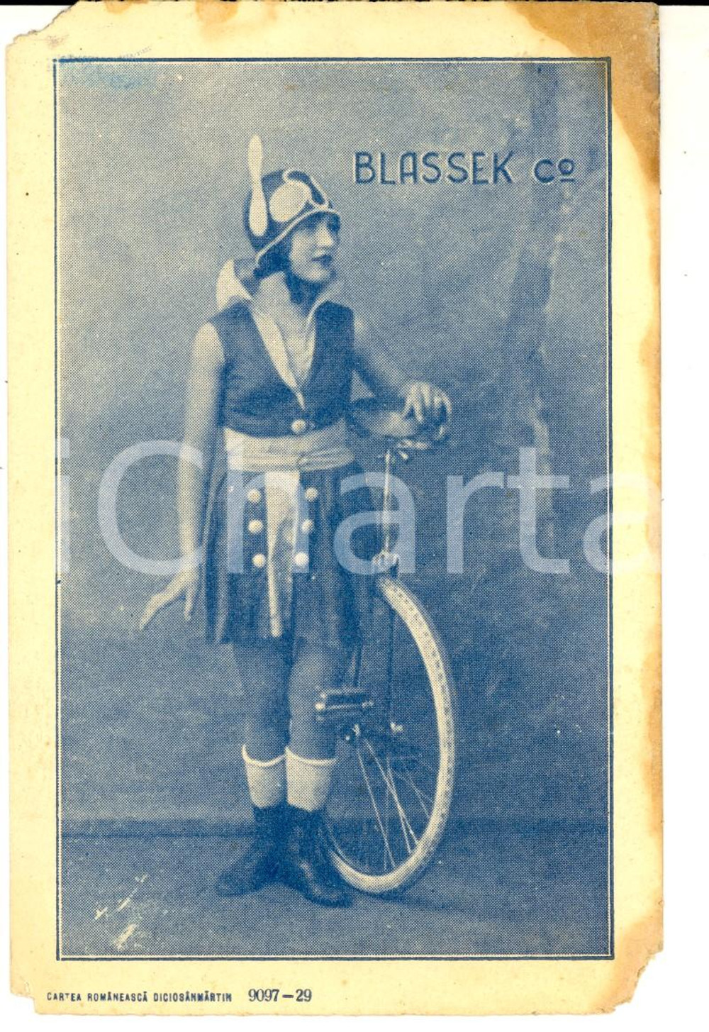 Cartolina originale da collezione 1929 CIRCUS ROMANIA Portrait of a woman acrobat  BLASSEK /BLAZEK co. Card 1