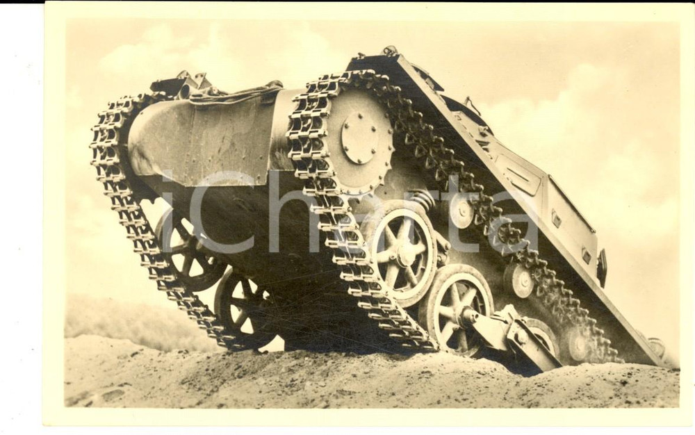 Cartolina originale da collezione 1940 ca WW2 Die WEHRMACHT  Carro armato in salita Postcard FP NV 1