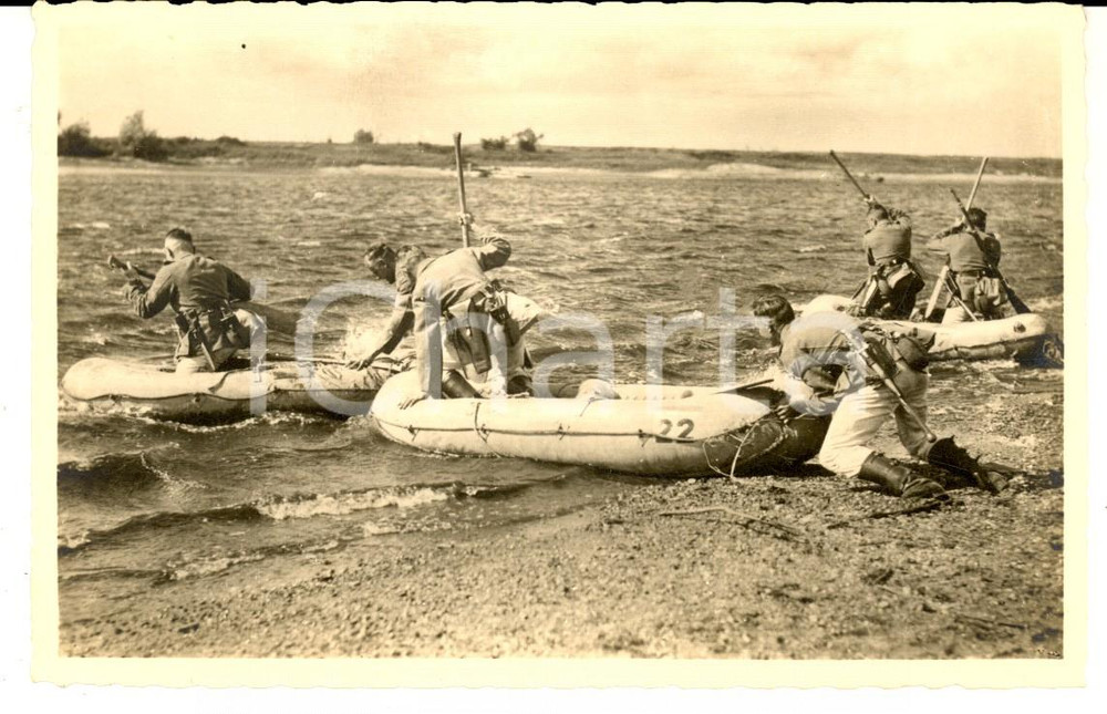 Cartolina originale da collezione 1940 ca WW2 Die WEHRMACHT  Stufz Ãœberquerung in Schlauchbooten Postcard FP 1