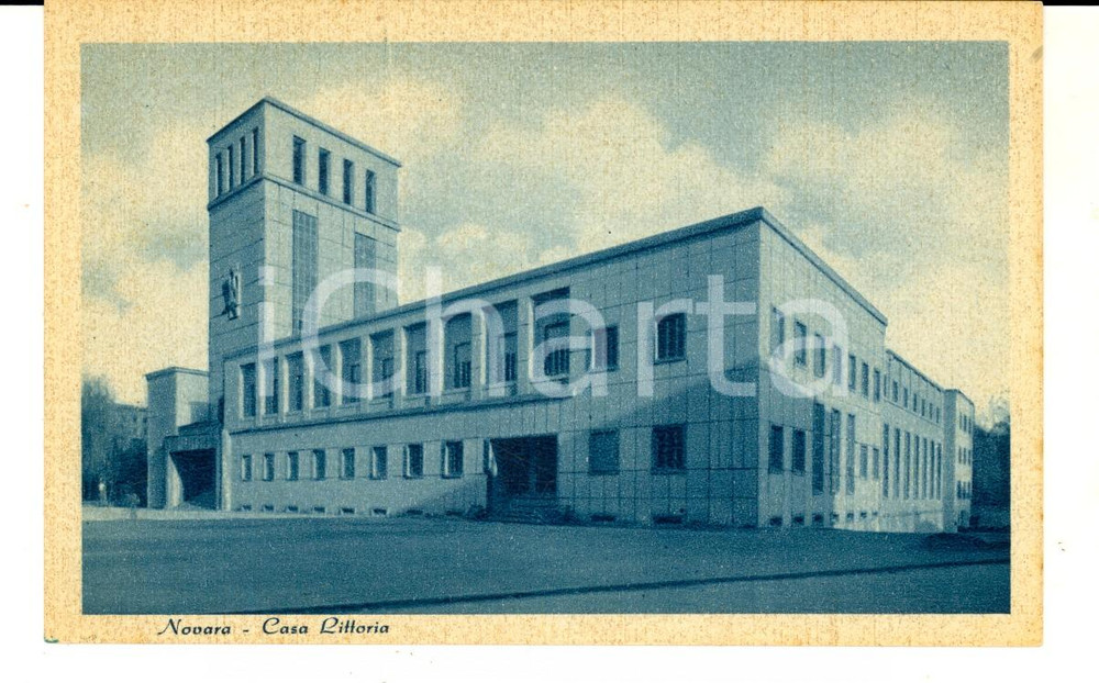 Cartolina originale da collezione 1930 ca NOVARA Casa Littoria in Piazza del POPOLO Cartolina postale FP NV 1
