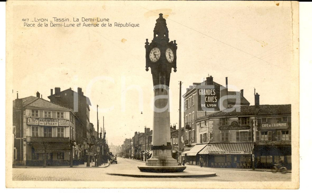 Cartolina originale da collezione 1949 LYON FR Place de la DemiLune et Avenue RÃ©publique Carte postale 1