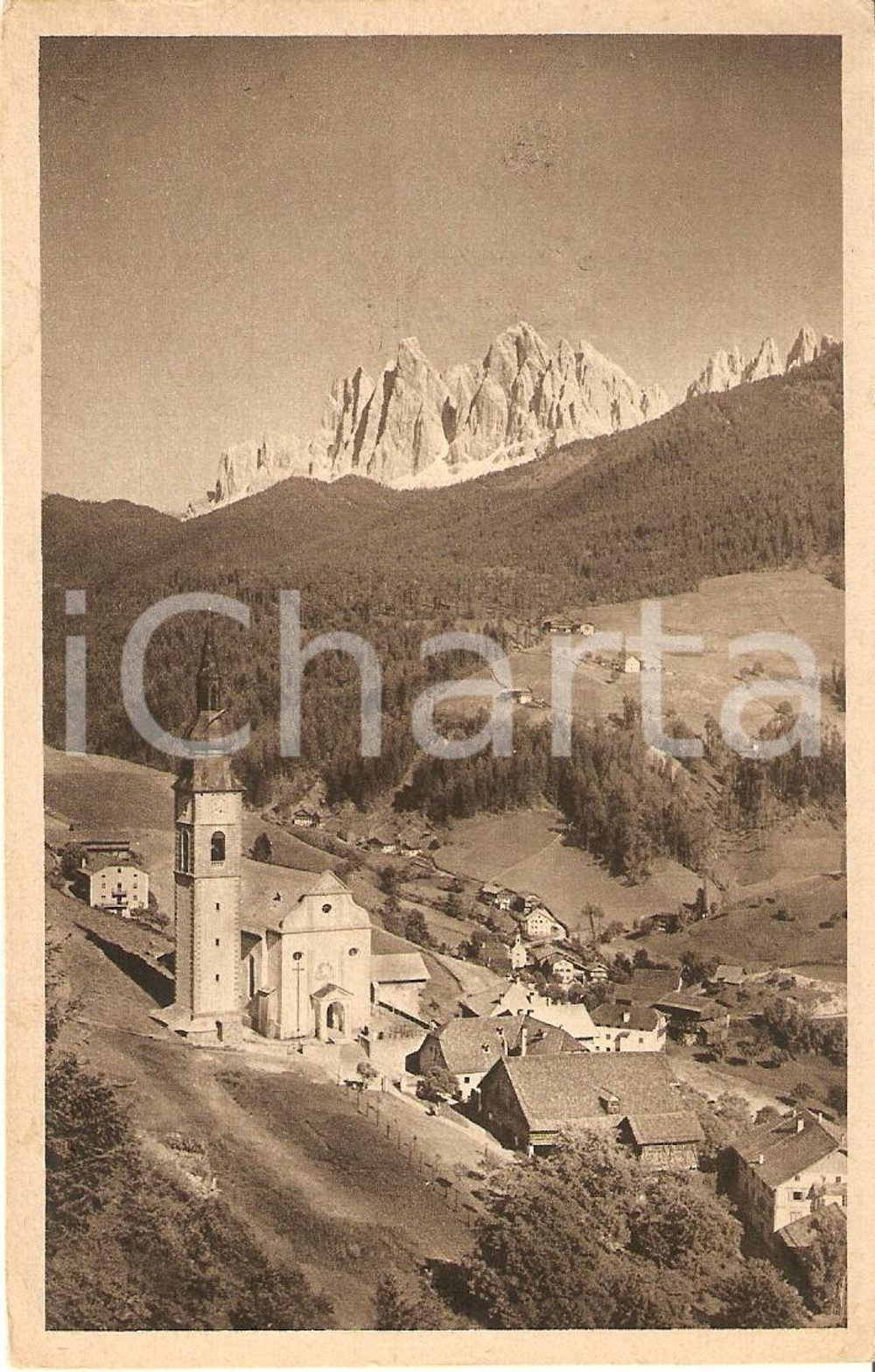 Cartolina originale da collezione 1923 SAN PIETRO DI FUNES BZ Panorama con la chiesa Cartolina FP VG 1