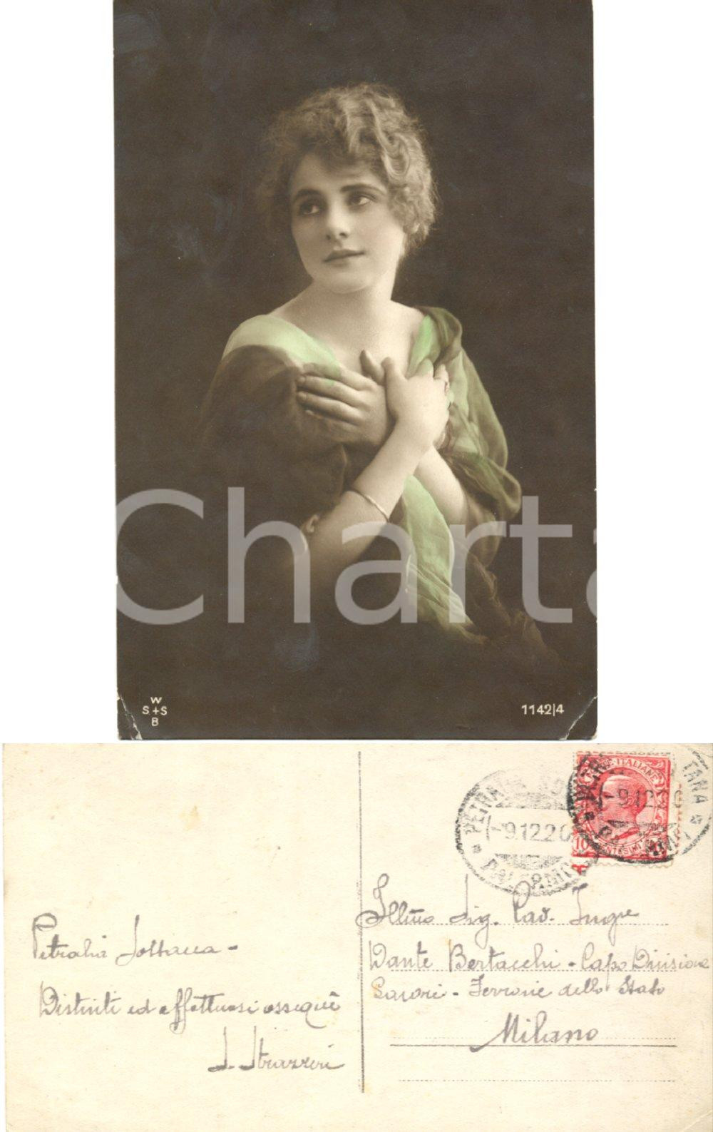 Autografo originale 1920 PETRALIA SOTTANA PA Donna con stola verde Autografo Settimio STRAZZERI 1