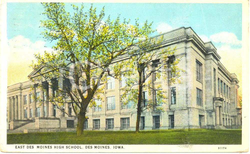 Cartolina originale da collezione 1931 DES MOINES, IOWA USA Scorcio della HIGH SCHOOL Cartolina FP VG 1