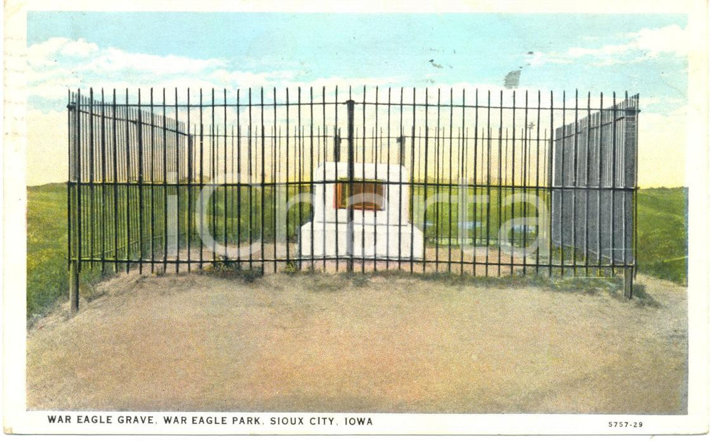 Cartolina originale da collezione 1932 SIOUX CITY, IOWA USA Monumento ai caduti SIOUX nel War Eagle Park FP VG 1