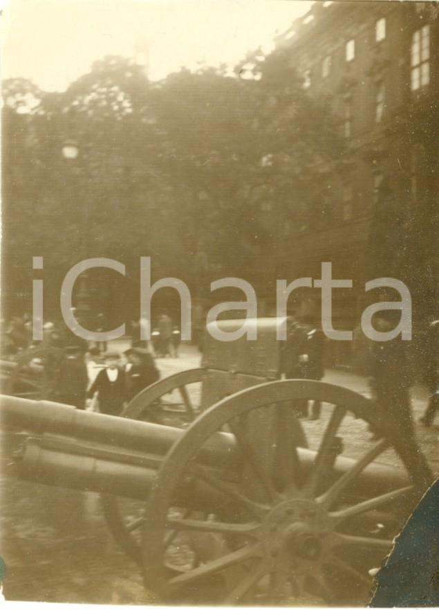 Fotografia d epoca originale 1914 BERLIN DE WWI Cannoni rumeni al KÃ¶nigliches Schloss Foto cm 8 x 11 1