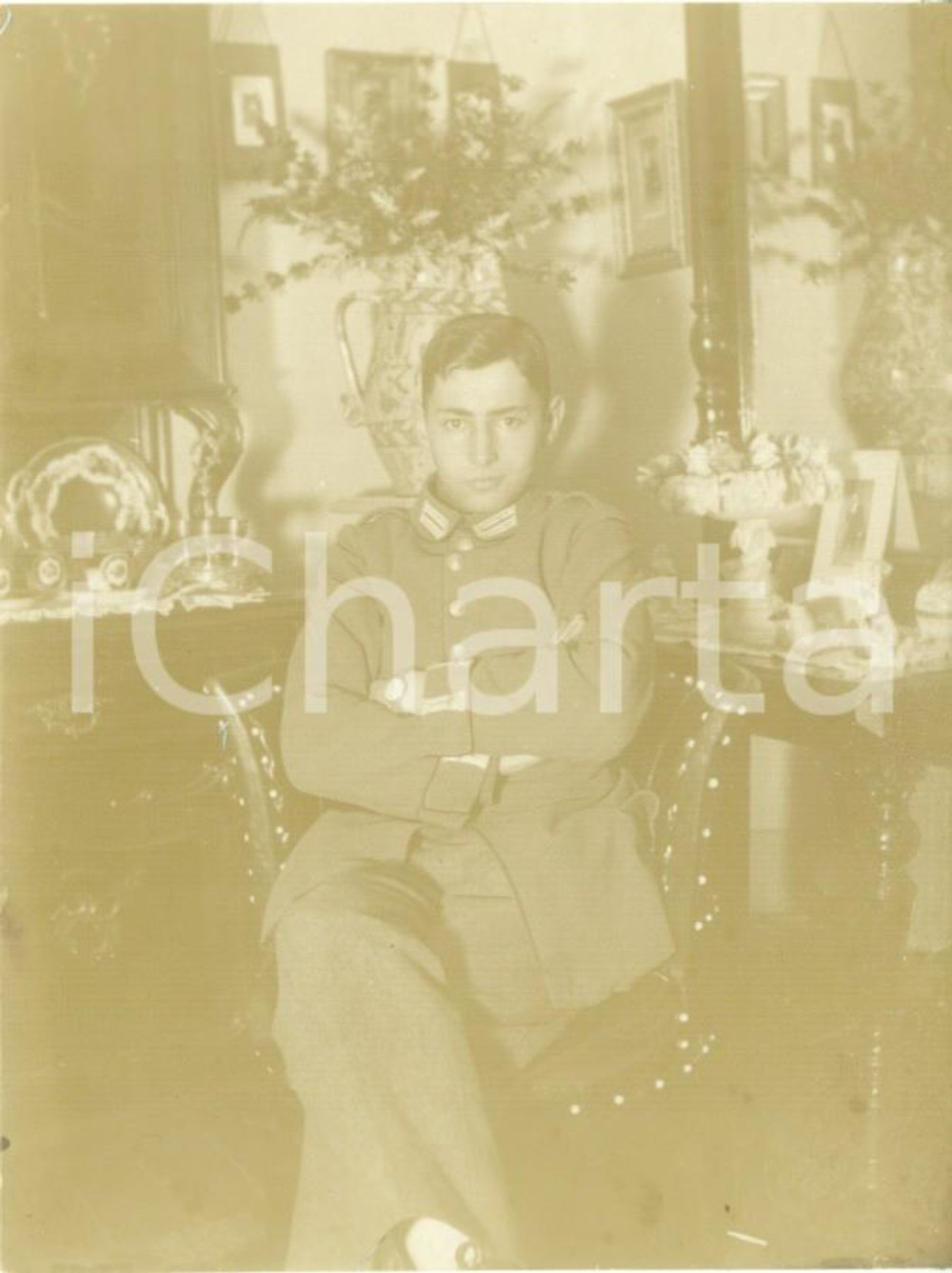 Fotografia d epoca originale 1916 NAGYSZEBEN / HERMANNSTADT ROMANIA WWI Ufficiale tedesco in salotto FOTO 1