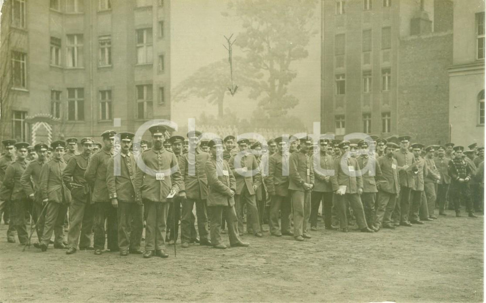 Fotografia d epoca originale 1916 BERLIN WW1 Gruppo SAMMELSTELLE III in gita a CHARLOTTENBURG Fotografia 1