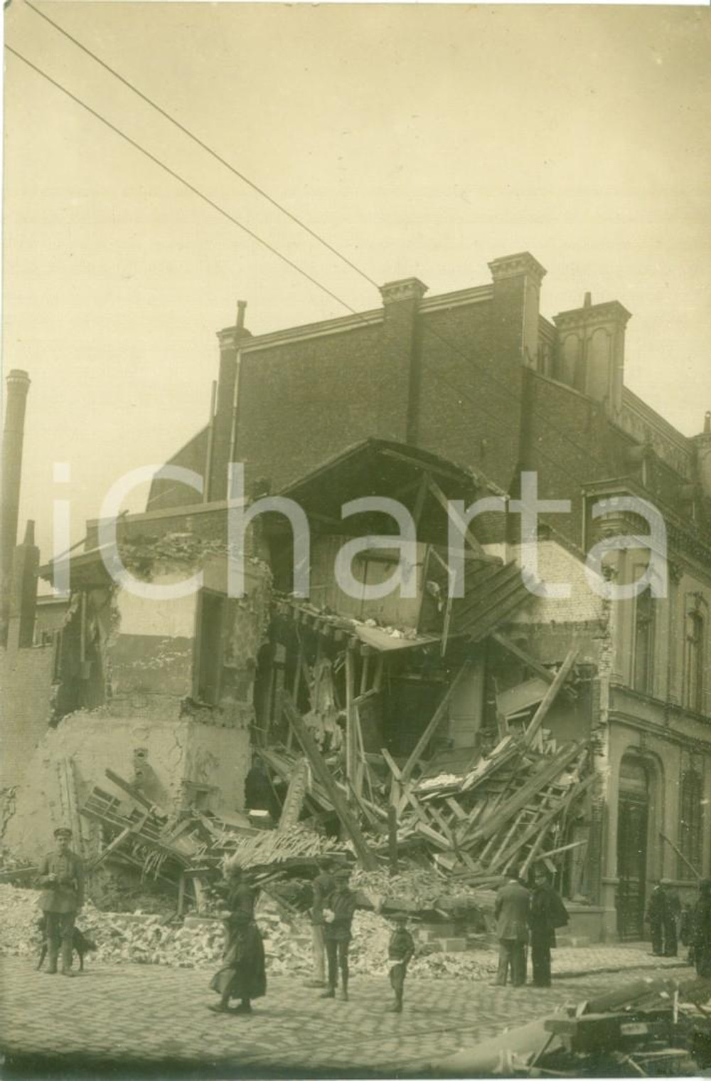 Fotografia d epoca originale 1917 ROUBAIX F WWI Edificio distrutto da bombardamento Fotografia cm 9 x 13 1