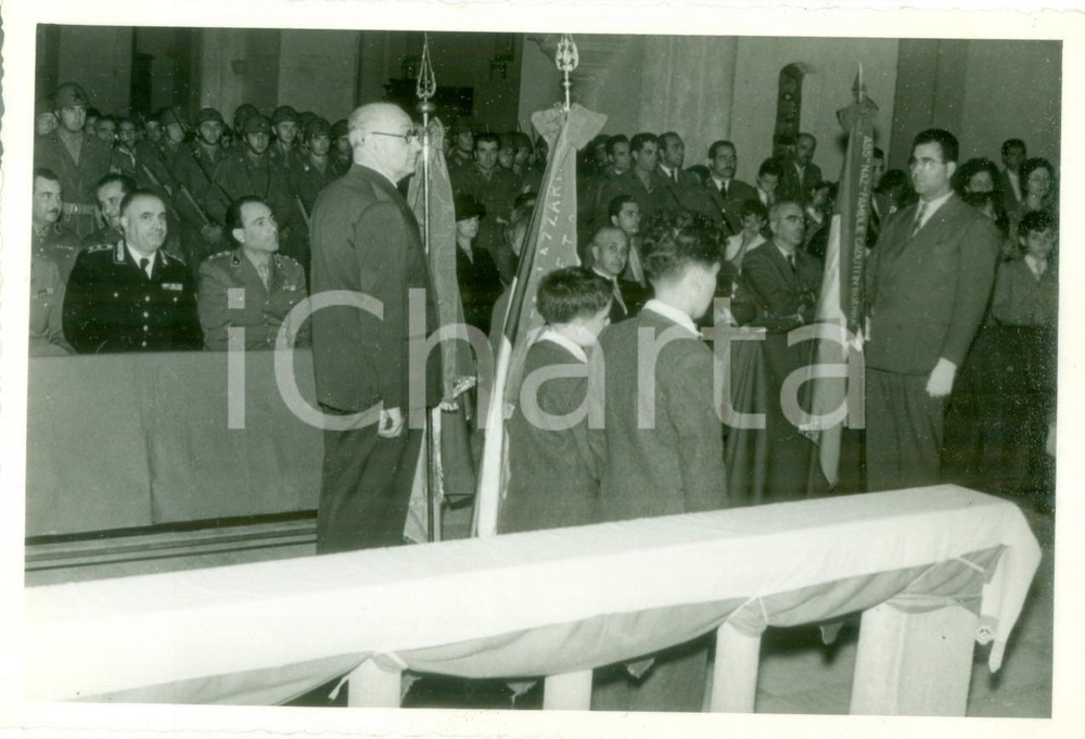 Fotografia d epoca originale 1950 ca TERNI Messa con orfani dell Istituto LAZZARINI per i Caduti Fotografia 1