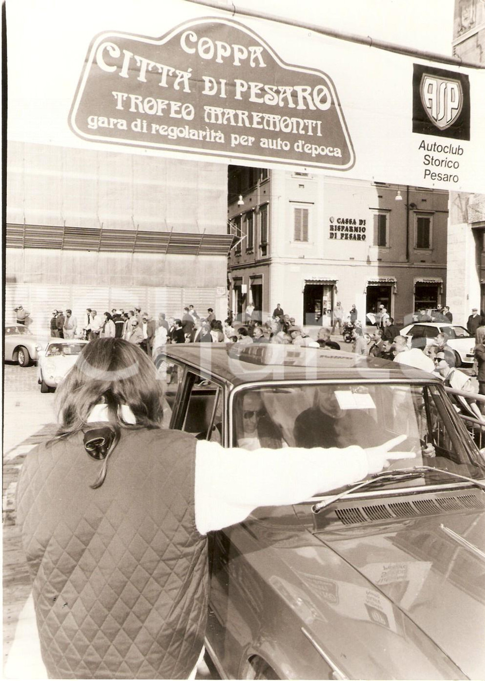 Fotografia d epoca originale 1990 ca PESARO Trofeo Maremonti Gara auto d epoca Foto 1