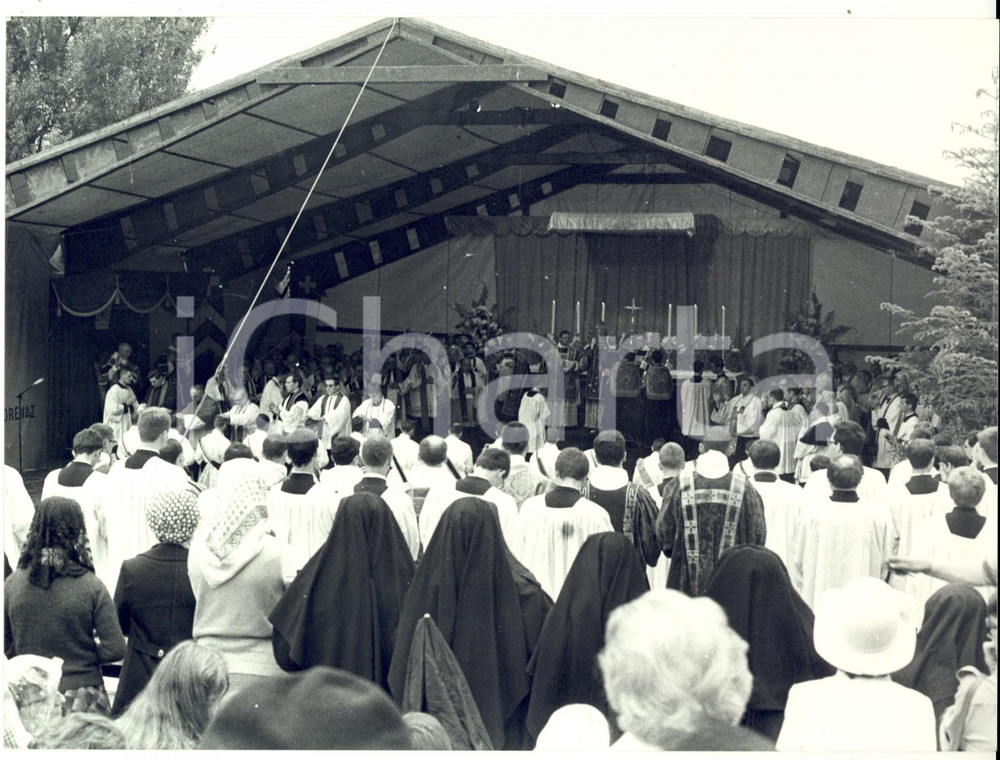 Fotografia d epoca originale 1980 ca ECONE CH Seminario FSSPX Mons. Marcel LEFEBVRE durante una Messa Foto 1