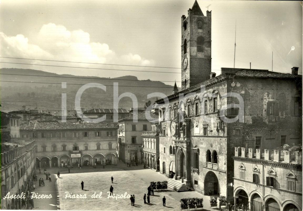 Cartolina originale da collezione 1960 ASCOLI PICENO Veduta di piazza del POPOLO con Palazzo dei Capitani FG VG 1