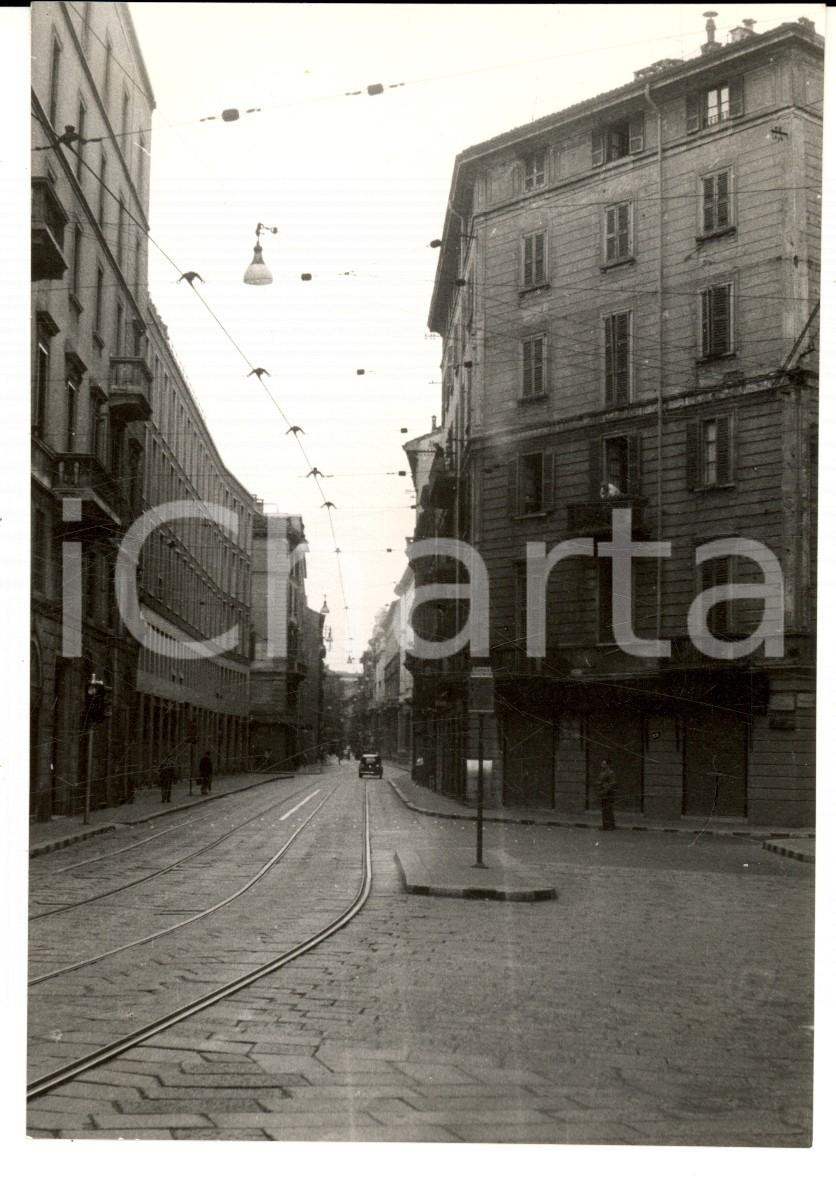 Fotografia d epoca originale 1956 MILANO Veduta di via MERAVIGLI Foto ARTISTICA 10 x 14 cm 1