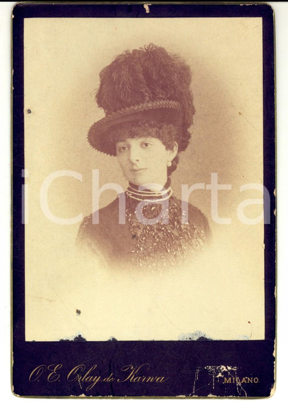 Fotografia d epoca originale 1880 ca MILANO Ritratto di donna con cappello a piume Foto ORLAY DE KARWA 1