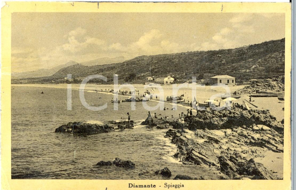 Cartolina originale da collezione 1940 DIAMANTE CS La spiaggia con bagnanti e barche Cartolina ANIMATA FP VG 1