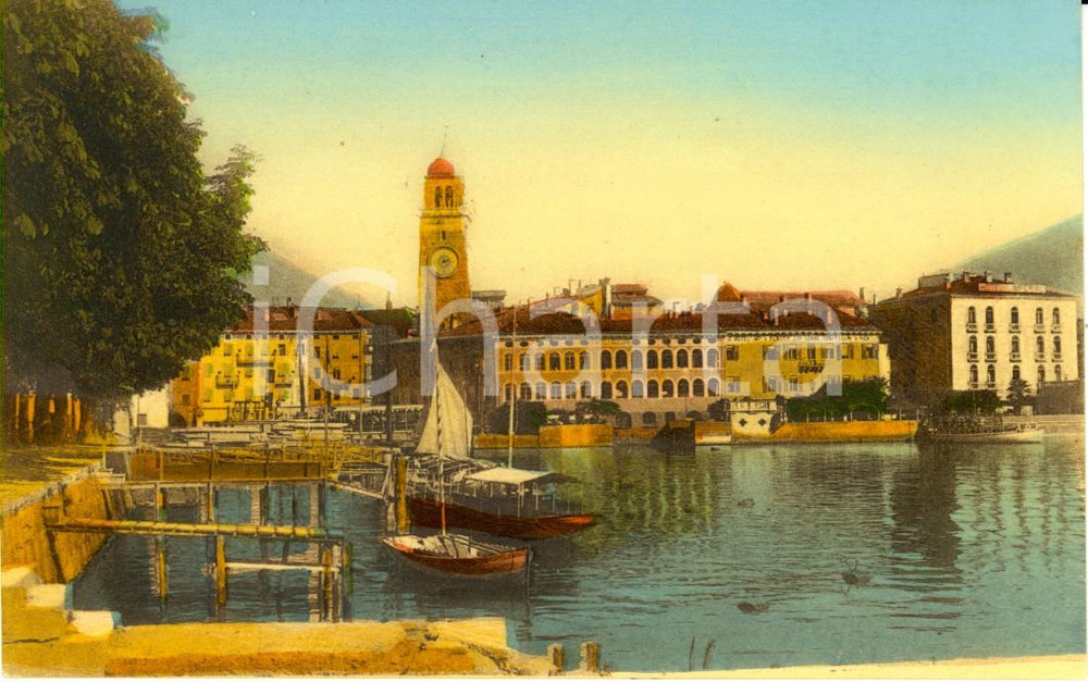 Cartolina originale da collezione 1920 ca RIVA DEL GARDA TN Veduta del porticciolo con barche Cartolina FP NV 1