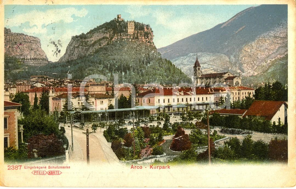 Cartolina originale da collezione 1900 ca ARCO Veduta del paese con castello e chiesa dell ASSUNTA Cartolina FP VG 1