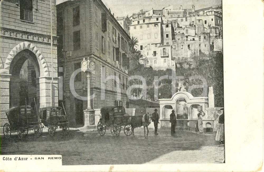 Cartolina originale da collezione 1910 ca SANREMO IM Passanti e calessi sostano alla fontana Cartolina FP NV 1