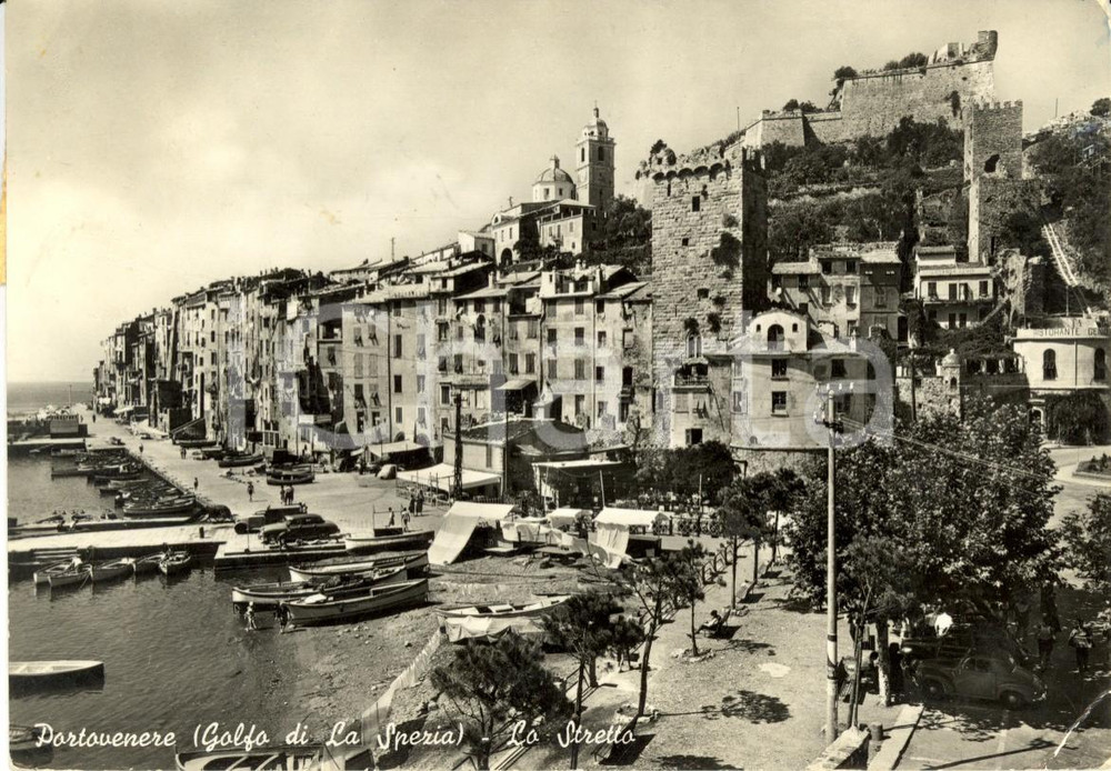 Cartolina originale da collezione 1953 PORTOVENERE SP Veduta del lungomare con auto, barche e passanti FG VG 1