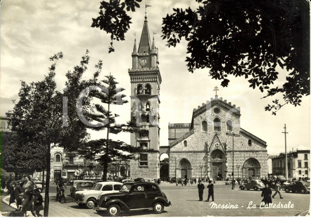 Cartolina originale da collezione 1960 MESSINA Facciata della cattedrale di SANTA MARIA ASSUNTA ANIMATA FG NV 1