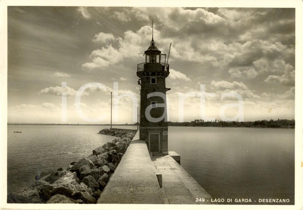 Cartolina originale da collezione 1943 DESENZANO DEL GARDA BS Veduta del faro all imbocco del porto Cartolina FG 1