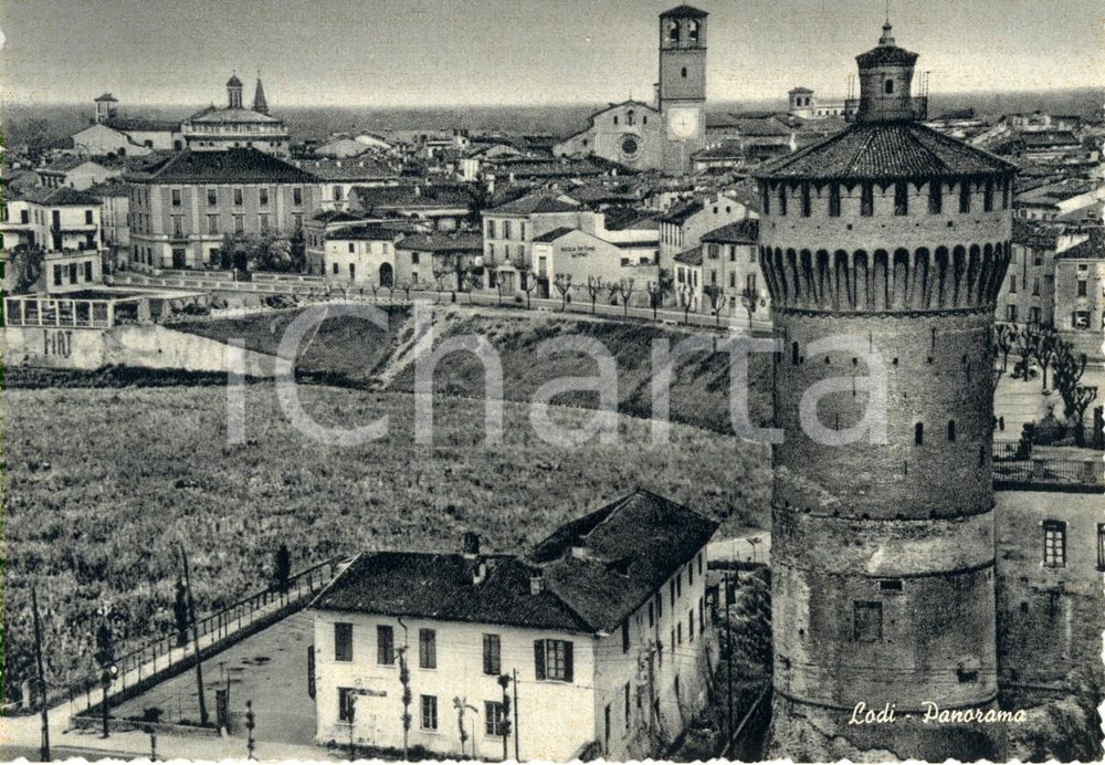 Cartolina originale da collezione 1930 ca LODI Panorama con torrione Castello VISCONTEO e Cattedrale ASSUNTA FG NV 1