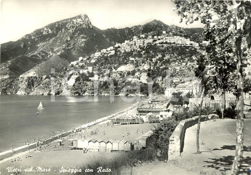 Cartolina originale da collezione 1953 VIETRI SUL MARE SA Panorama della spiaggia con la frazione RAITO FG VG 1